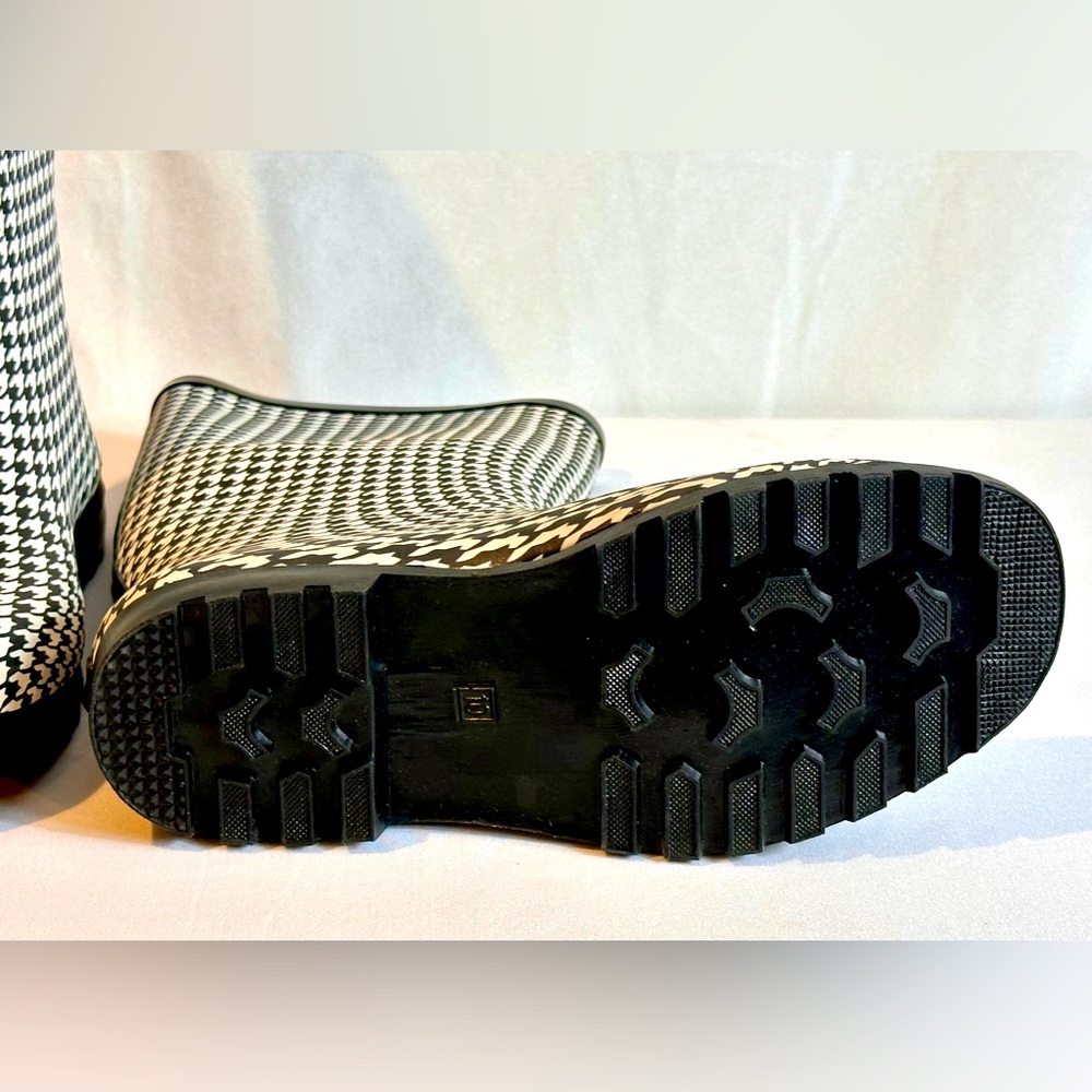 Black Houndstooth Rain Boots-Puddles, Nwot View 2
